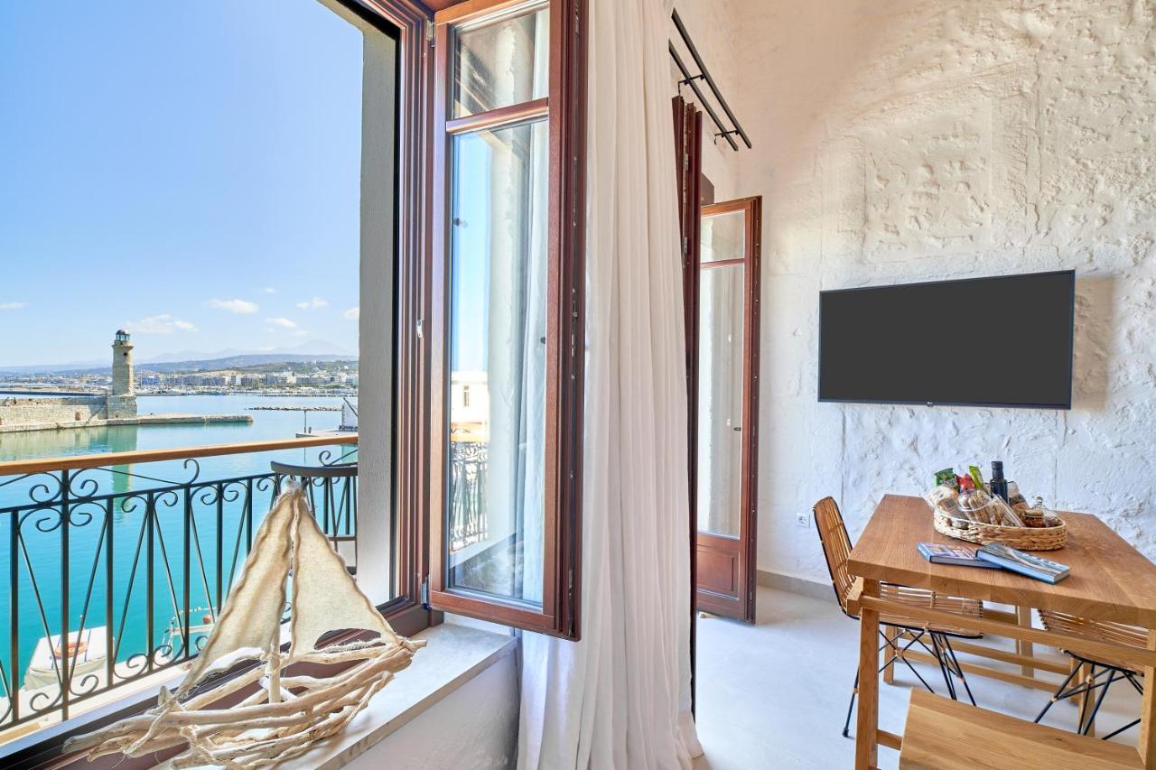 Vista Del Porto Luxury Suites 레팀노 외부 사진