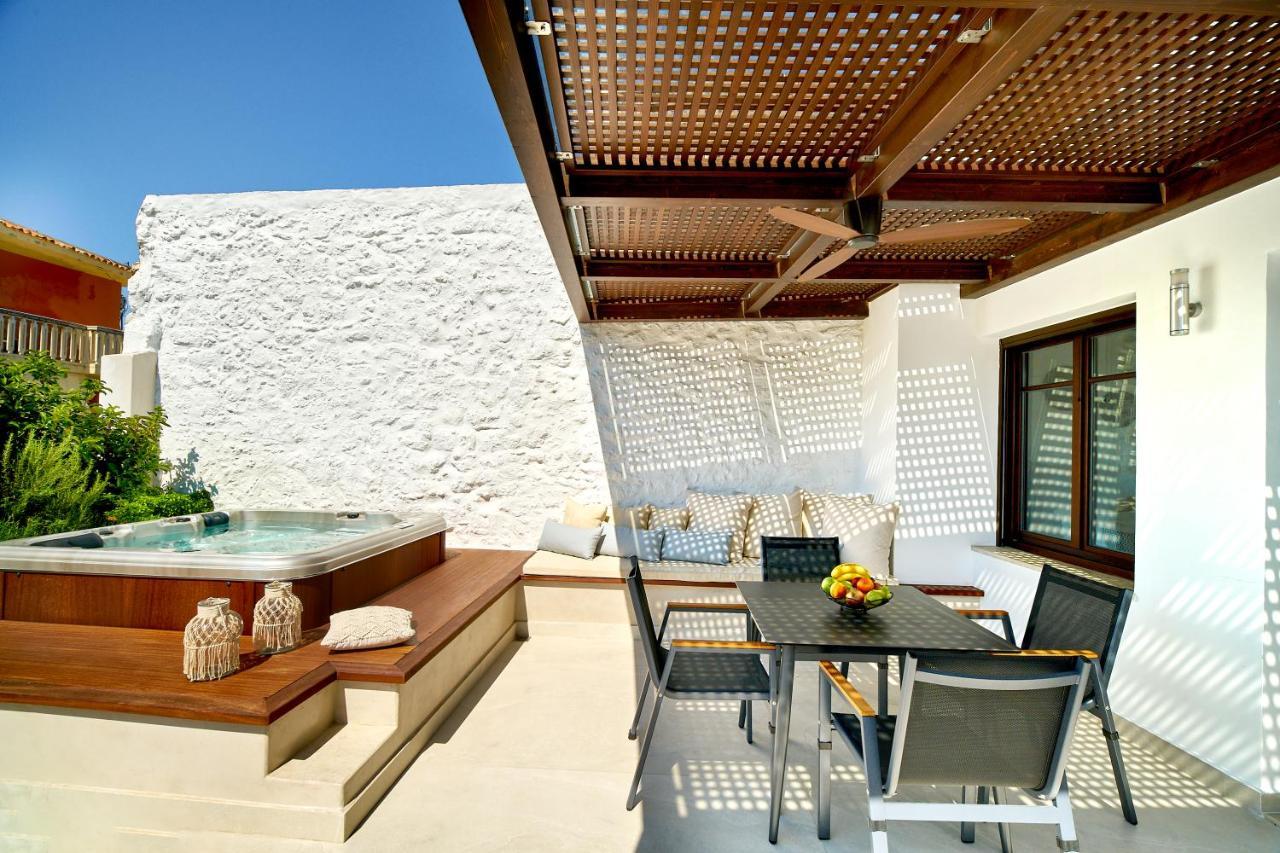 Vista Del Porto Luxury Suites 레팀노 외부 사진