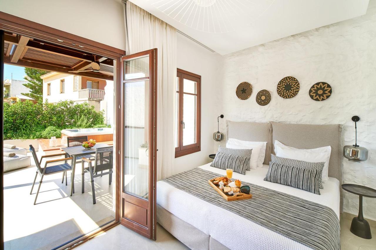 Vista Del Porto Luxury Suites 레팀노 외부 사진